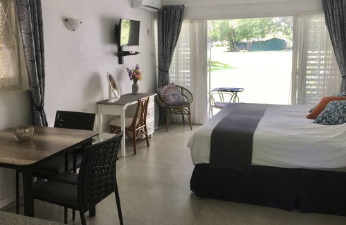 Blue Waters Apartment | Charming Studio at Rockley Golf Resort