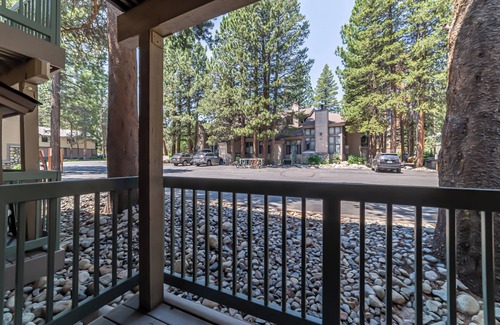 Mammoth Lakes Condo | Charming Studio in Mammoth Heart 520