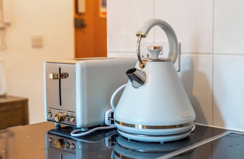 Cripplegate Apartment | Charming Studio in Upscale Neighbourhood