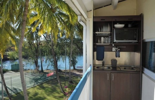 Tartane Apartment | CHARMING STUDIO IN LES TROIS ÎLETS - SWIMMING POOLS - SPA