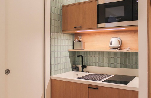 Porte-Dauphine Apartment | Charming Studio Near the Arc de Triomphe