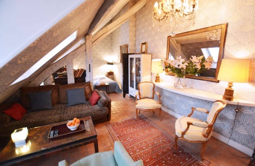 Quartier de la Place-Vendome Apartment | Charming Studio on Rue Saint Honore Near Louvre