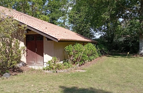 Leon Apartment | Charming T1 in large Landes house, near lake and ocean, pets welcome