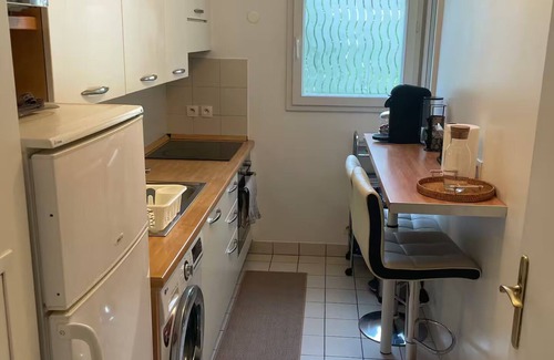 Gambetta Apartment | Charming T2 5min from La Défense