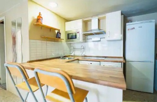 Historical Center Apartment | Charming two bedroom bedroom in the heart of Seville!