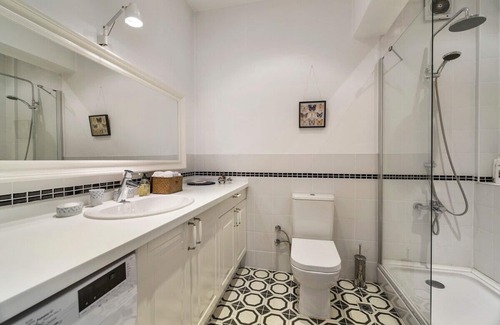 Cihangir Apartment | Charming two bedroom spacious 120sq m