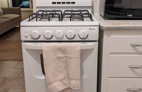 Athens Apartment | Charming upstairs apartment in Athens, OH