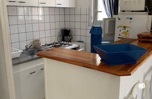 La Faute-sur-Mer House | Charming Villa Near Beach, Shops & Nature Activities - Sleeps 5, Pet-Friendly, WiFi Available