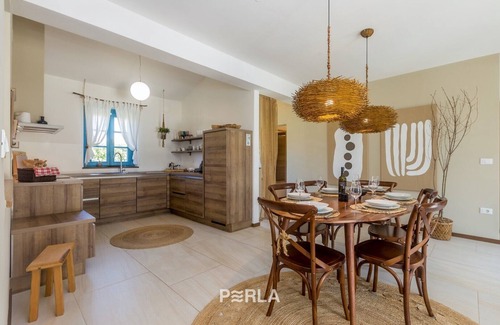 Vardica Villa | Charming villa LA PERLA with pool, jacuzzi and sea view near Umag
