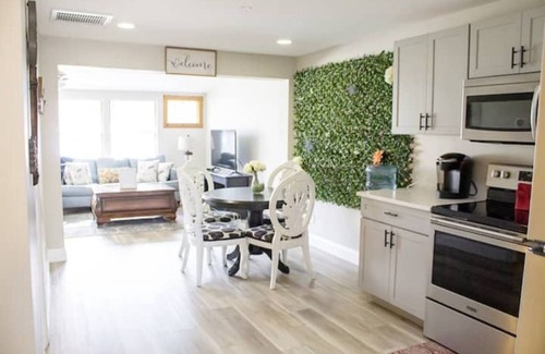 Vacation Village Villa | Charming Villa near Disney, pool, 4 beds, sleeps 5