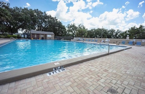 Vacation Village Villa | Charming Villa near Disney, pool, 4 beds, sleeps 5