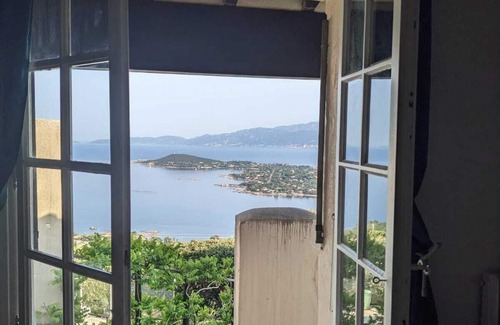 Pietrosella Villa | Charming Villa & Piscine above the Ruppione Beach: outstanding sea/sunset view