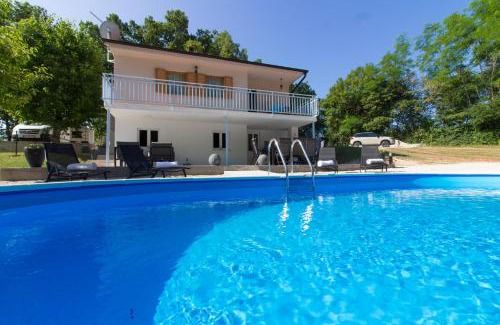 Zupanici Villa | Charming villa Prisca with pool and nice view of the wood