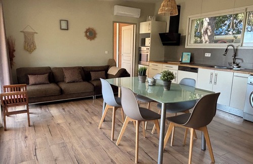 Santa Giulia Villa | Charming villa * with sea view gulf of santa giulia