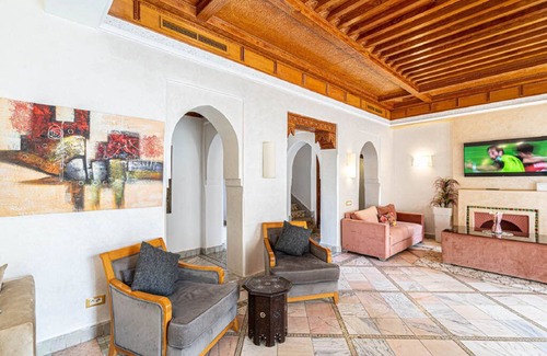 Palmeraie Villa | Charming Villa with Pool & Garden – Perfect for Relaxing Getaways 2