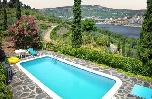 Lamego Villa | Charming Villa with Private Pool in Lamego