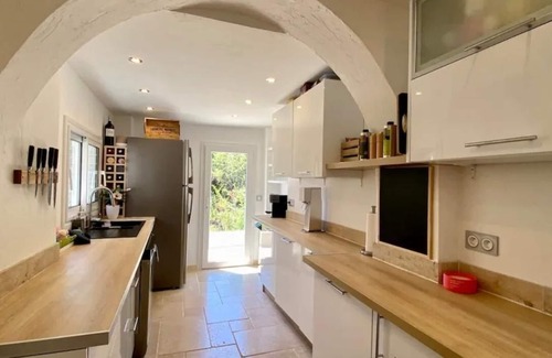 Le Rouret House | Charming villa with swimming pool in Le Rouret