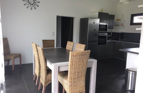 Saint-Michel-Escalus House | CHARMING WOODEN HOUSE ON ONE LEVEL WITH HEATED SWIMMING POOL