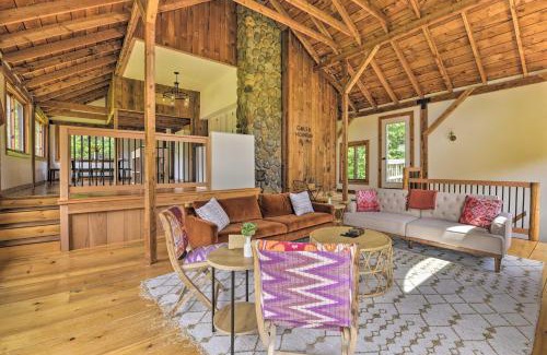 Waitsfield House | Charming Waitsfield Escape 10 Mi to Sugarbush!