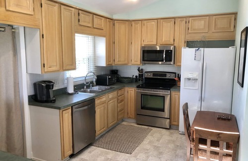 Parmele Isle Cottage | Charming Wrightsville Beach Single Family Cottage