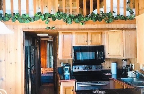 Kingsland House | ♥CharmingTinyHome♥@LBJ3MinWalk2Lake ♥Great4Couples