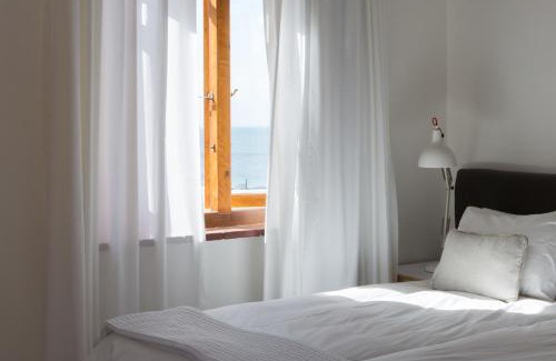 Kalk Bay House | Chartfield Guesthouse