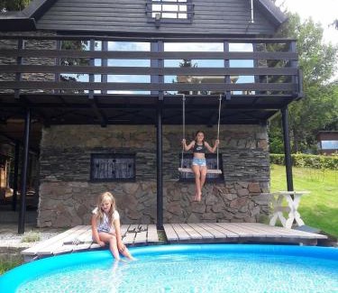 Cesky Jiretin Ski Chalet | Chata 100 Český Jiřetín
