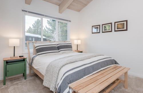 Mammoth Lakes House | Chateau Blanc 11