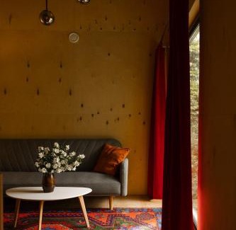 Lagodekhi House | Chateau Chapiteau