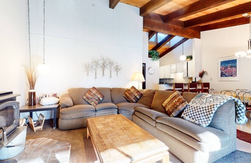 Mammoth Lakes Condo | Chateau de Montagne 3 Spacious Condo With Great Complex Amenities On the Shuttle Route by RedAwning