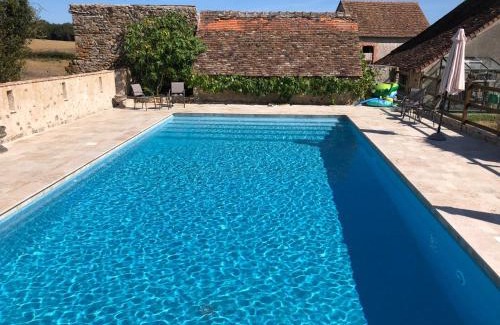 Brigueil-le-Chantre Bed & Breakfast | Chateau Mareuil