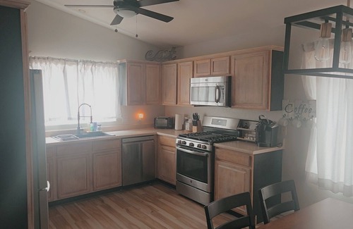 Kingman House | Chateau Relaxo