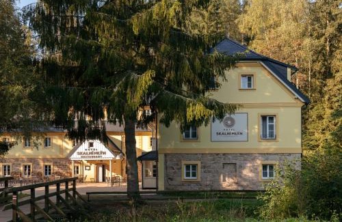 Adrspach Other | Chatky Skalní mlýn Adršpach