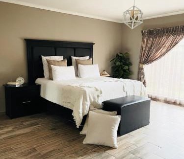 Ekurhuleni House | Chatsvilla