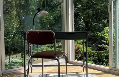 Chavot-Courcourt House | Chavot la Bulle - Modernist-inspired architect-designed house from the 70s