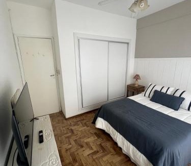 Mar del Plata Apartment | Check and Home - Aristobulo - 4 Huéspedes en Playa Chica con Terraza con Vista al Mar