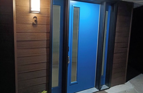 Williams Bay Apartment | Check out our Winter Specials! 1 BD. Sleeps 4. Steps to the Beach and Spa