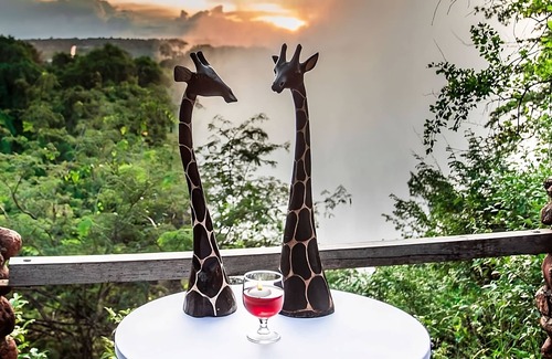 Livingstone Apartment | Check Out Victoria Falls National Park! Two Units with Garden View, Pool & Spa!