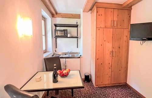 Oberndorf in Tirol Apartment | Cheeky Apartment by Interhome