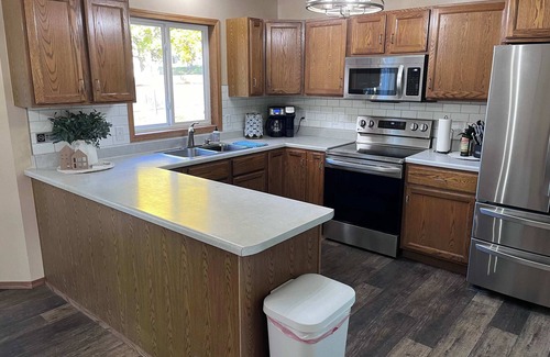 Sioux Falls House | Cheerful 4-Bedroom with Garage