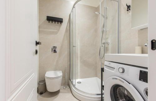 Avoti Apartment | Cheerful & Modern city studio apartments in Riga Town Center