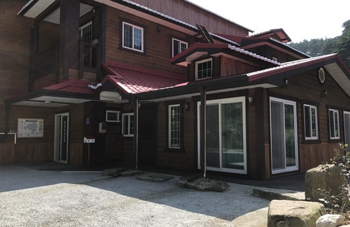 Dunnae Hotel | Cheongtaesan Pension Hoengseong