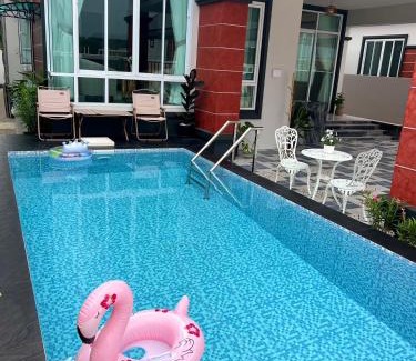 Hat Yai Villa | Cherina Pool Villa 3
