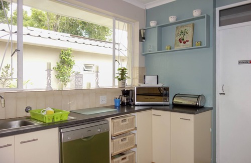 George House | Cherry Berry Lodge