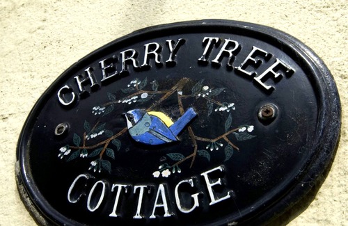 Barkisland Cottage | Cherry Tree Cottage pet friendly Ripponden near Halifax Yorkshire.