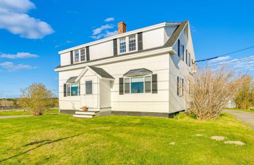Cherryfield House | Cherryfield Home with Decks On Historic Horse Farm