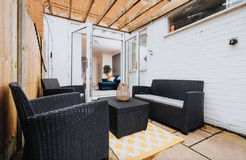 Knutsford House | Cheshire Retreat | Tatton Park | Knutsford