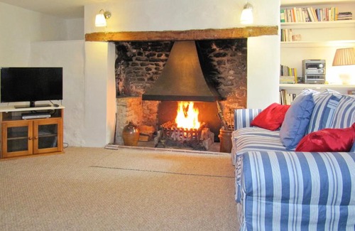 Puncknowle House | Chestnut Cottage