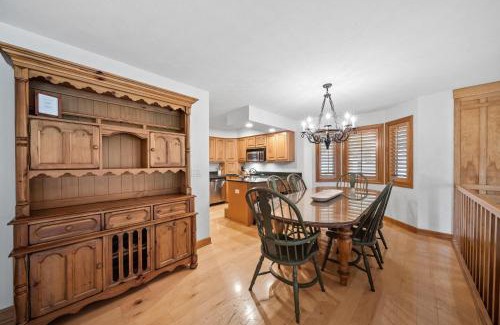 Blowing Rock House | Chetola: Sierra 1