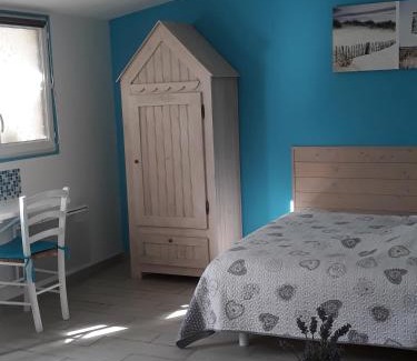 LʼIle-dʼOlonne Bed & Breakfast | Chevrefeuille et Eglantine